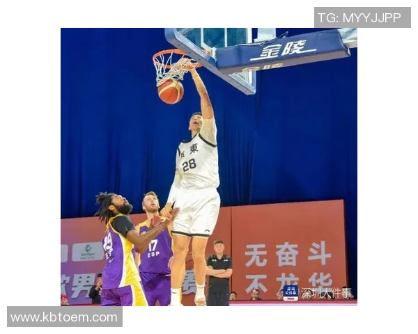 全运会特别报道:见证广州篮球队从青涩到辉煌的成长历程与奋斗故事 全运会特别报道:见证广州篮球队从青涩到辉煌的成长历程与奋斗故事