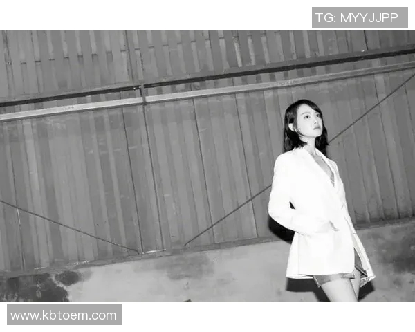 时尚与运动结合足球明星服装推荐让女生尽显魅力与活力