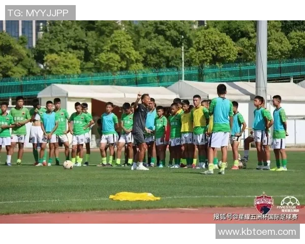 深圳足球队个人能力提升之路引发热议与关注